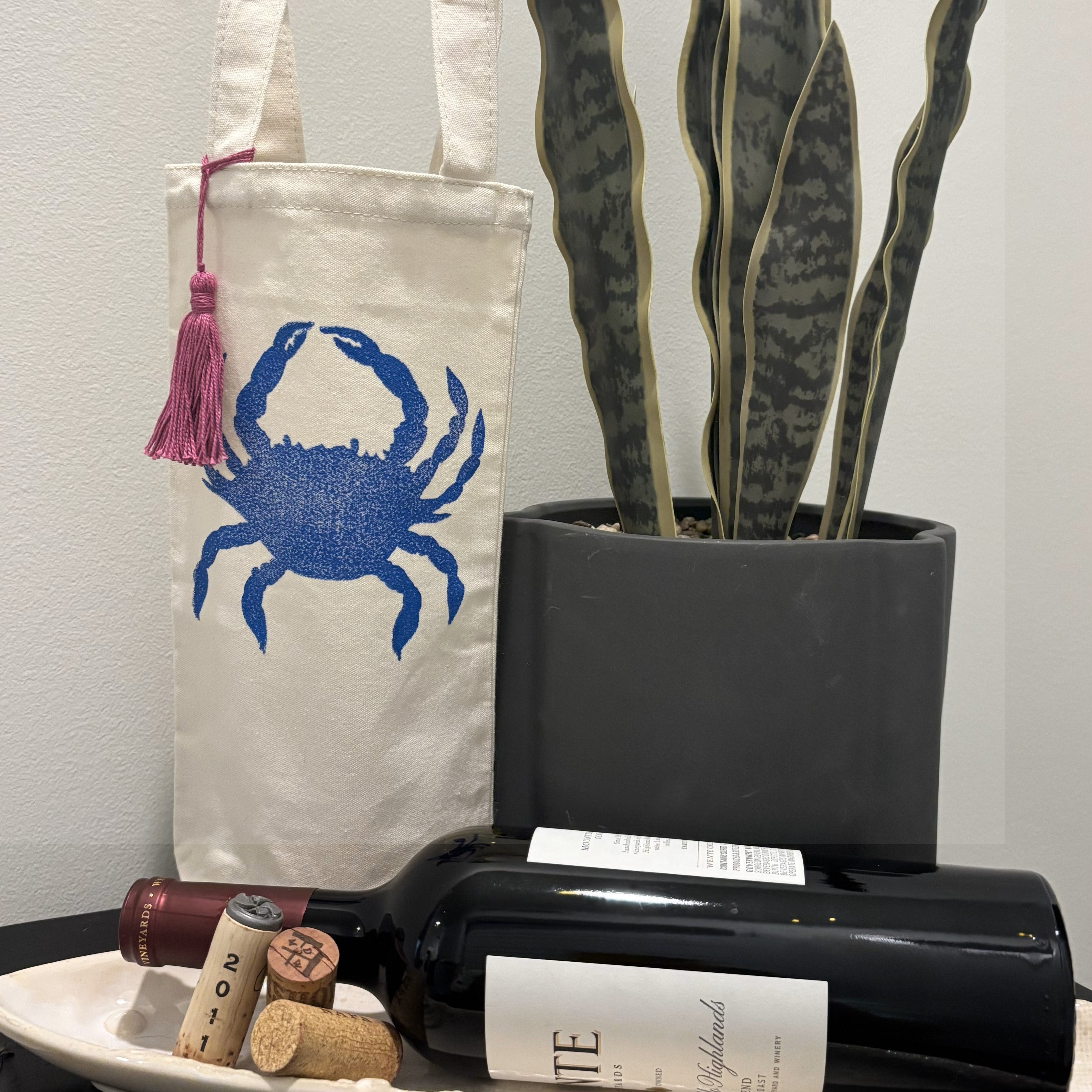 Wine Bottle Tote •Crab•
