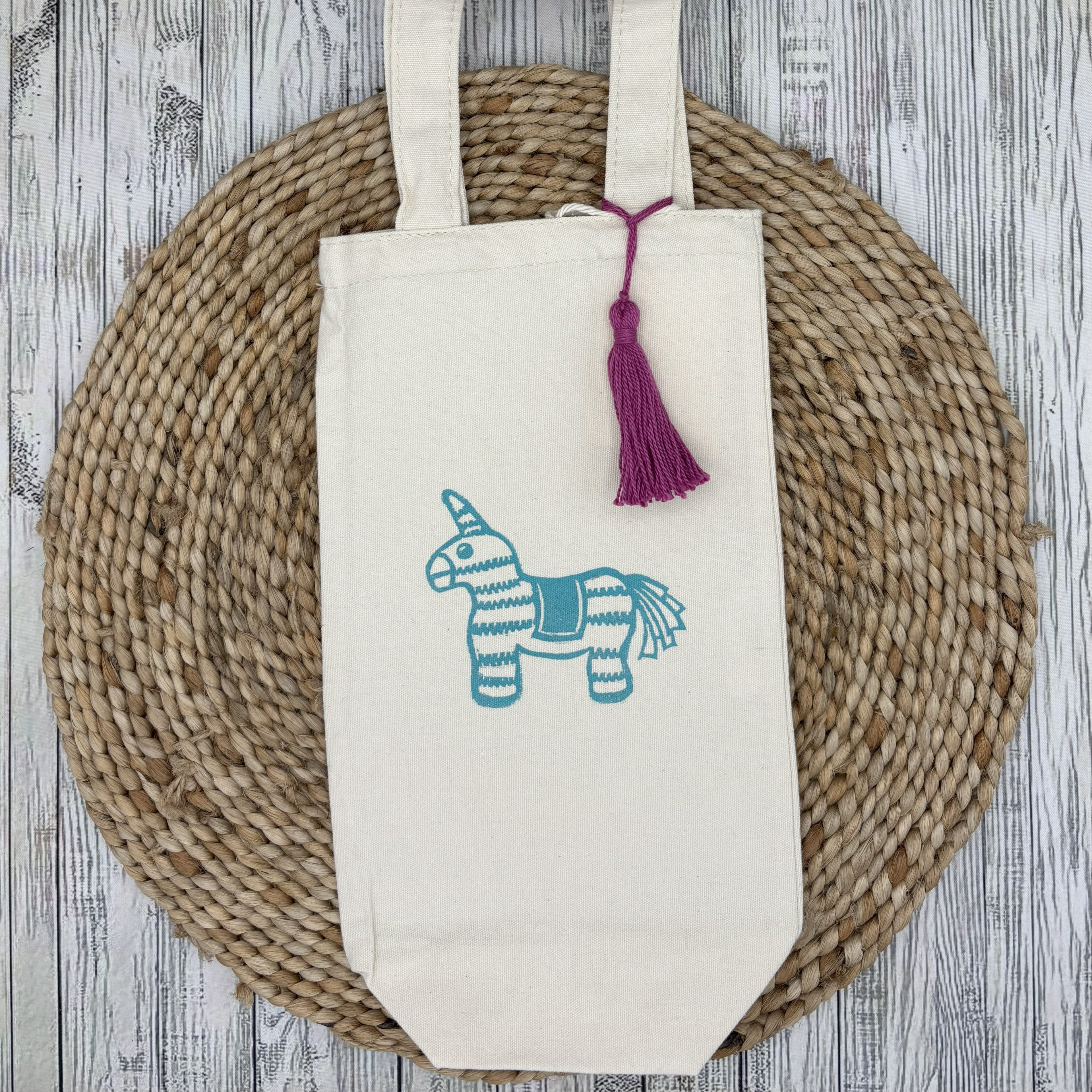 Wine Bottle Tote •Piñata•
